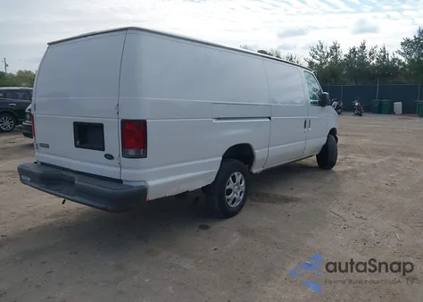 2004 Ford E-250 Commercial/Recreational z USA, uszkodzony, nr VIN 1FTNS24L44HA37382